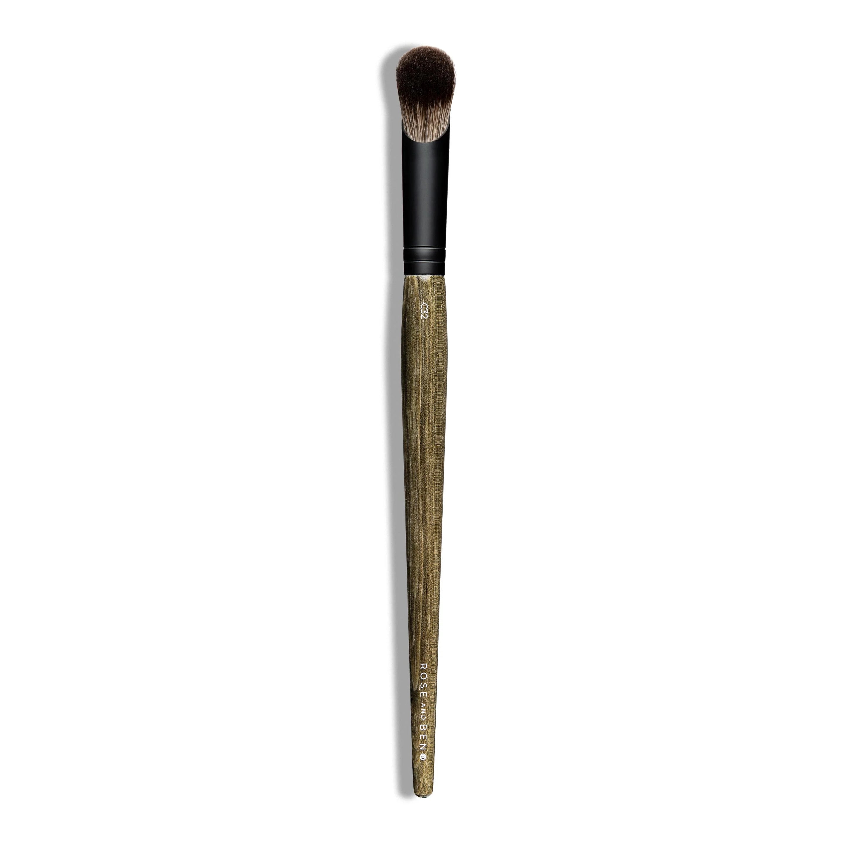 Rose and Ben Beauty : C32 Large Concealer Brush
