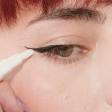 Load image into Gallery viewer, Half Magic Beauty : The Wing Hack Set