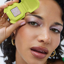 Load image into Gallery viewer, Half Magic Beauty Single Eyeshadow : Sparkle Puff