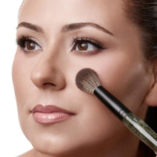 Load image into Gallery viewer, Rose and Ben Beauty : C44 Targeted Detail Brush