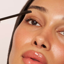 Load image into Gallery viewer, Persona Cosmetics Volumizing Tubing Mascara : Black