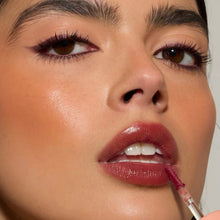 Load image into Gallery viewer, Persona Cosmetics Cloudtint Lip Gloss Stain : Honey