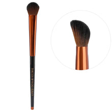 Load image into Gallery viewer, Danessa Myricks : Yummy Face 3.0 Targeted All Over Face Conceal &amp; Sculpt Brush