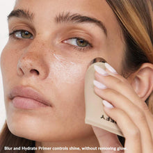 Load image into Gallery viewer, Refy Beauty : Blur and Hydrate Oil-Control Face Primer with Hyaluronic Acid