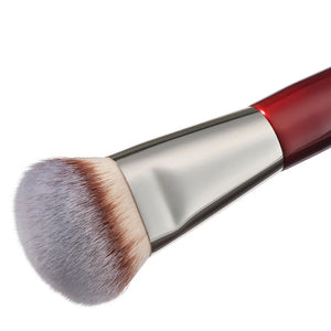 BK Beauty : 115 Medium Contoured Foundation Brush