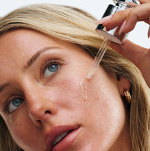 Load image into Gallery viewer, Reale Actives Skincare : 8% Mandelic Acid Serum Concentrate 30ml