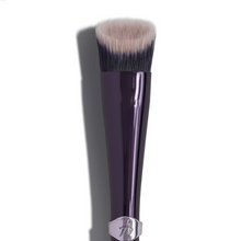 Load image into Gallery viewer, Anisa Beauty : Eye Primer Brush