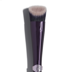 Anisa Beauty : Eye Primer Brush