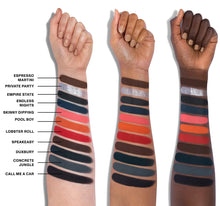 Load image into Gallery viewer, Morphe : Meredith Duxbury Artistry Eyeshadow Palette