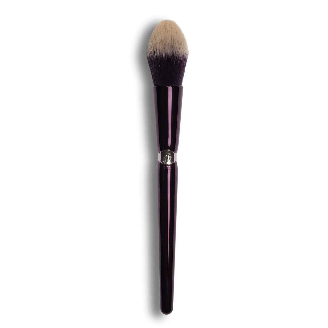 Anisa Beauty : Tapered Highlight Brush