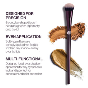 Anisa Beauty : Eye Fan All-Over Brush