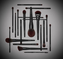 Load image into Gallery viewer, Morphe : MUA Life 20 Piece Face &amp; Eye Brush Set