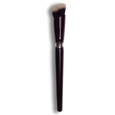 Anisa Beauty : Angled Concealer Brush